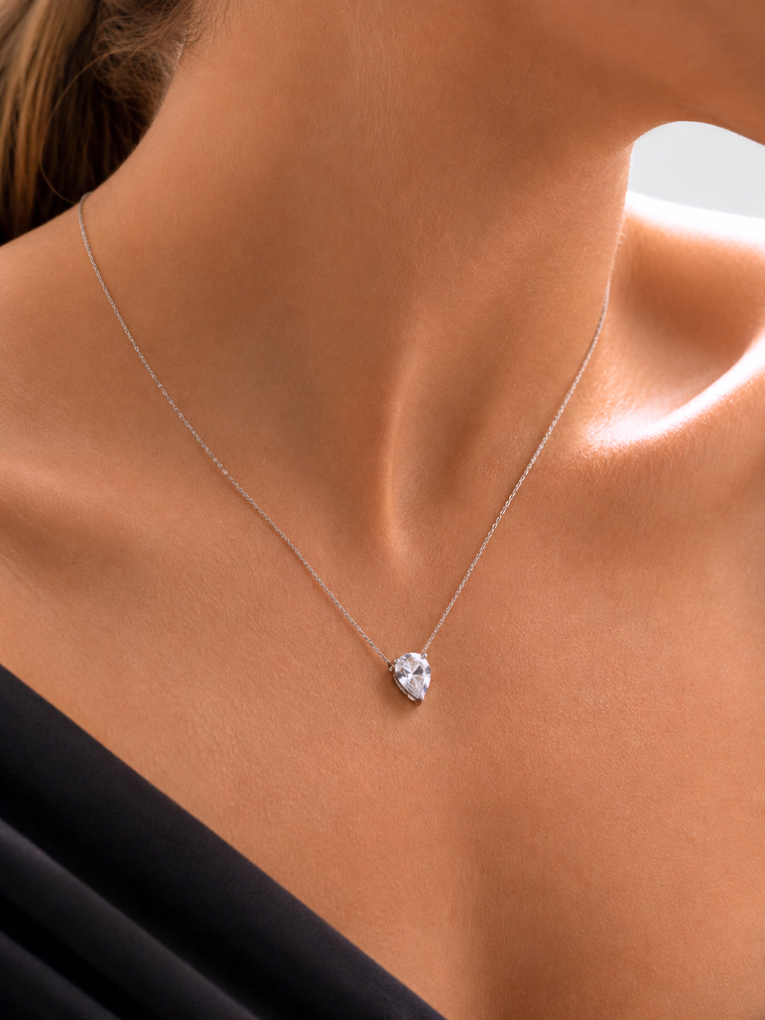 Pendentif Poire Inversée en Moissanite en Argent 925