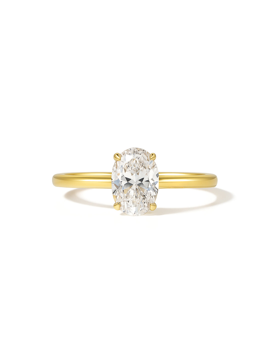Anel Oval em Prata 925 com Moissanite